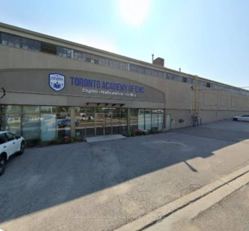 Beautiful Professional Showrooms amp ; Offices In Home amp ; Fashion Design District, Close To Major Highways, Excellent Public Transportation, Marble Floor In The Showroom, Executives amp ; Staff Offices, ...