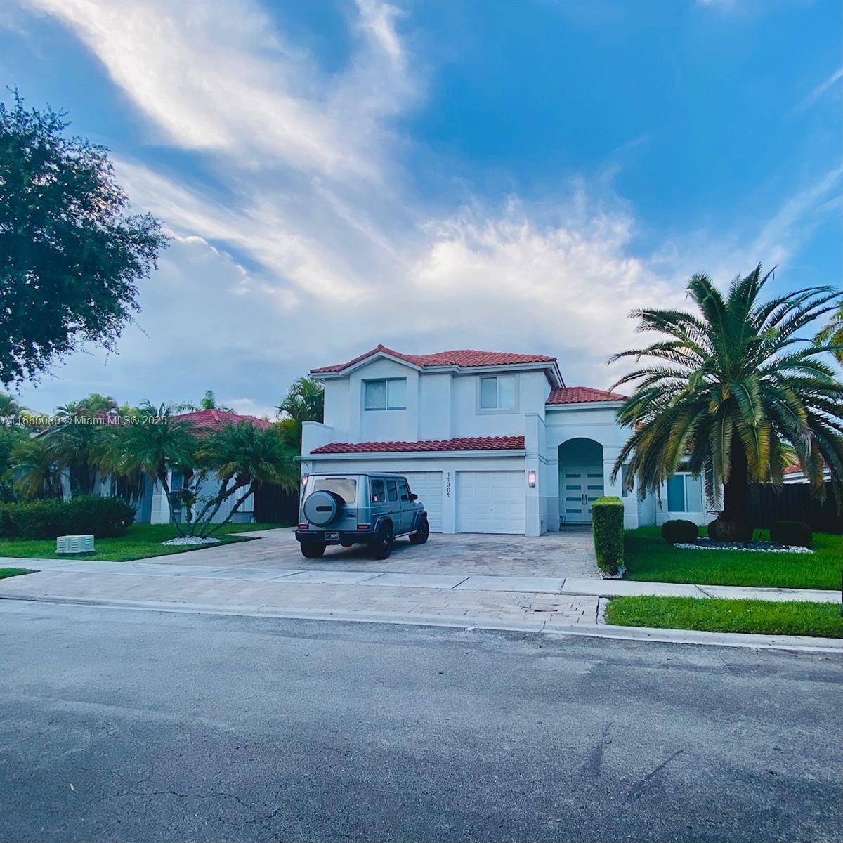 Welcome to your delightful new home in the spectacular Doral Isles.