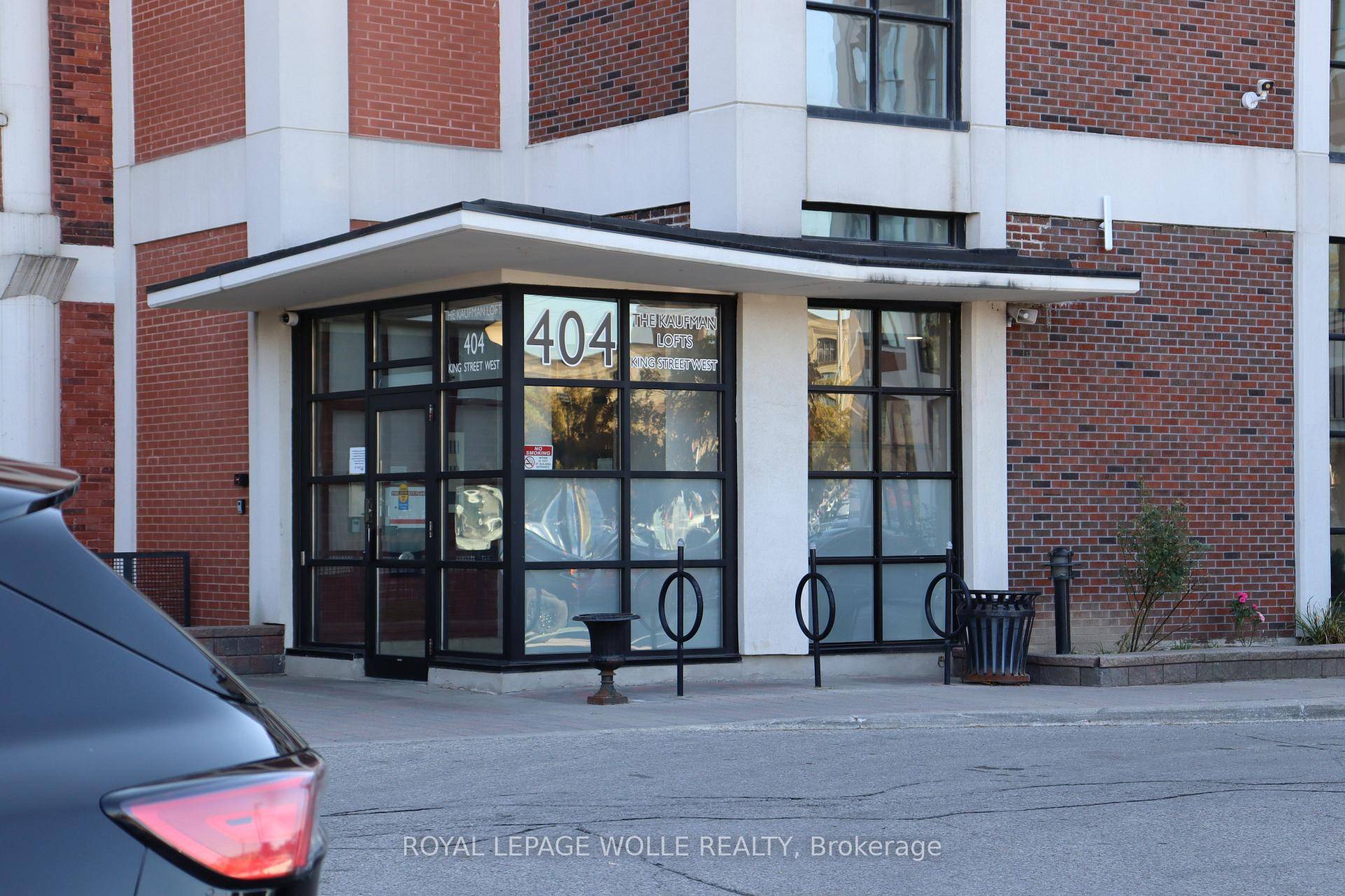 Exciting Lease Alert ! Step into the ultimate urban oasis at Kaufman Lofts in the heart of Kitchener's vibrant Innovation District !