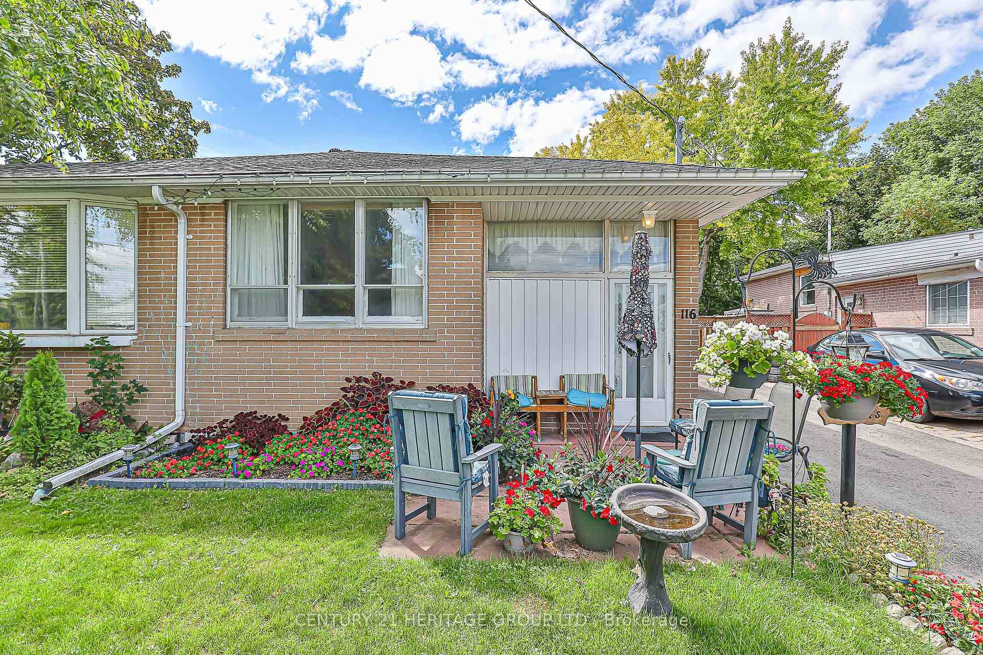 Welcome to 116 Longford Drive !