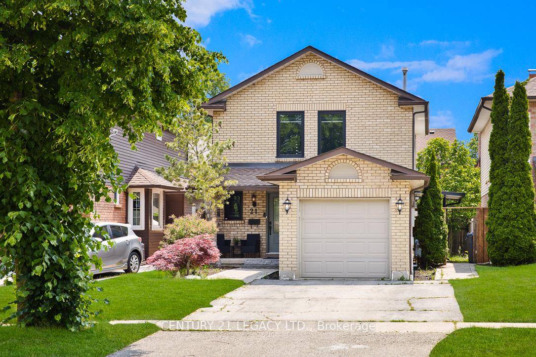 FULLY FURNISHED ! ! This Detached Home is Located Close To Downtown Brampton, Algoma University, Rose Theatre, Gage Park, Restaurants, Library, Go Train amp ; Public Transit.