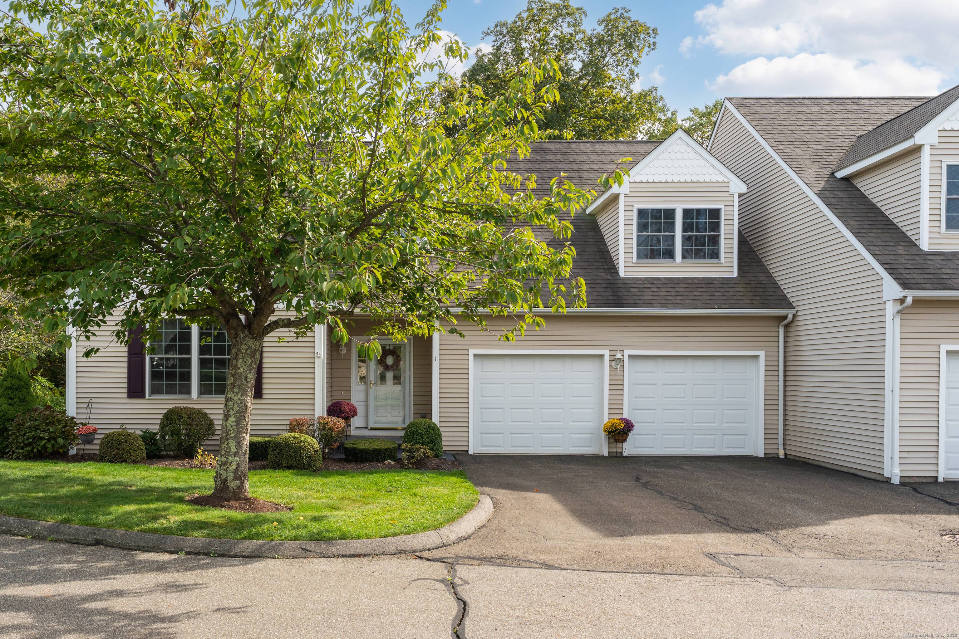 Welcome to Pond View Estates, a quiet and desirable 55 community where this spacious 2 bedroom, 2.