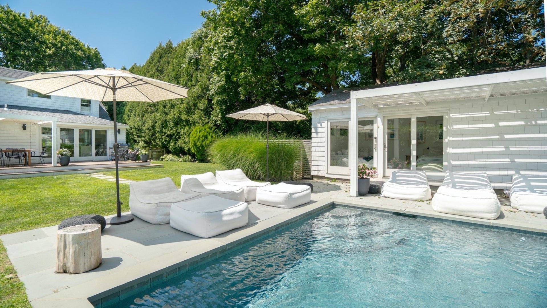 Chic Bridgehampton Proper Beach Home With 1 BR Pool House