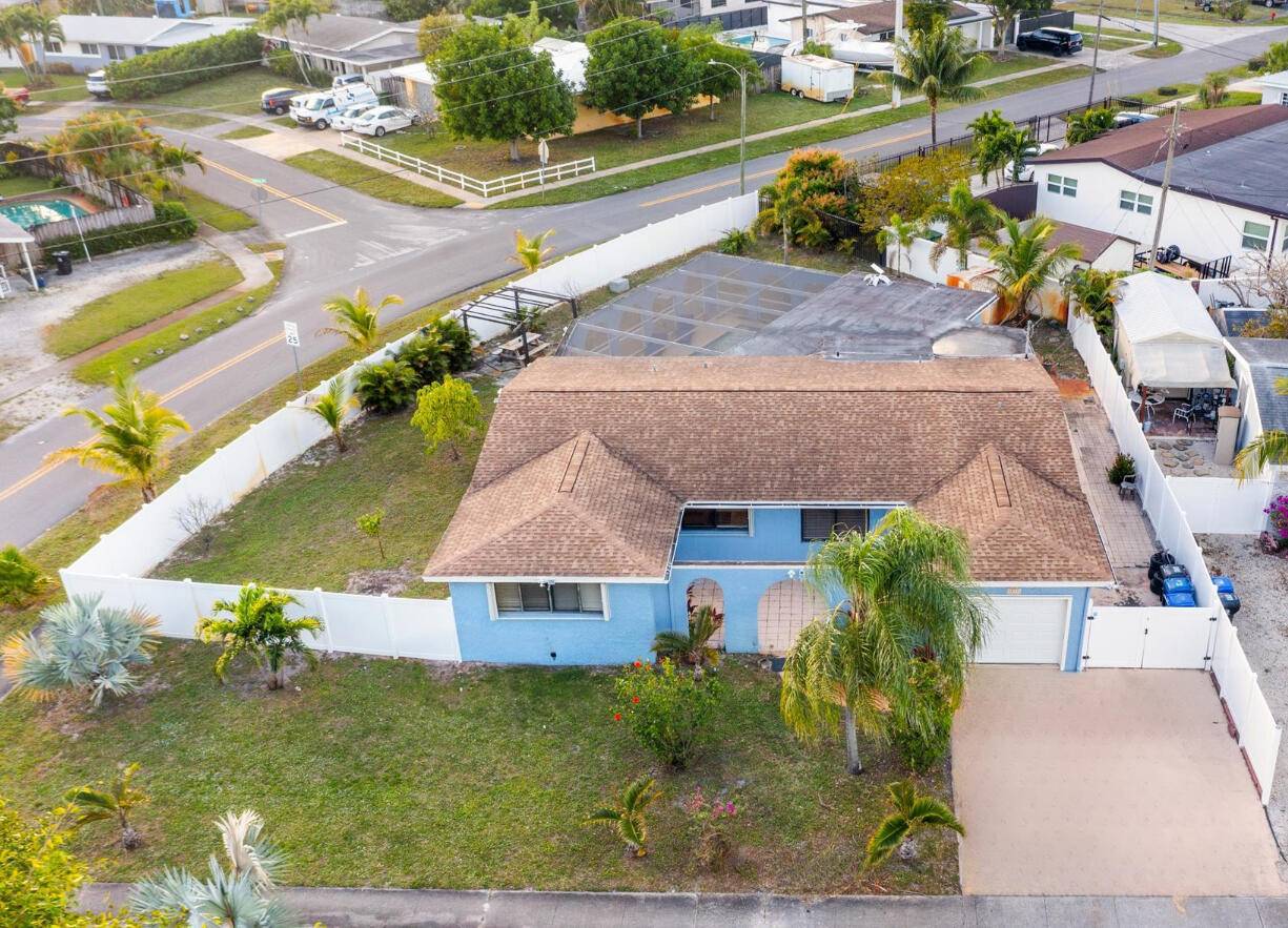 Seller is willing to give 10, 000 credit towards closing cost based on offer.