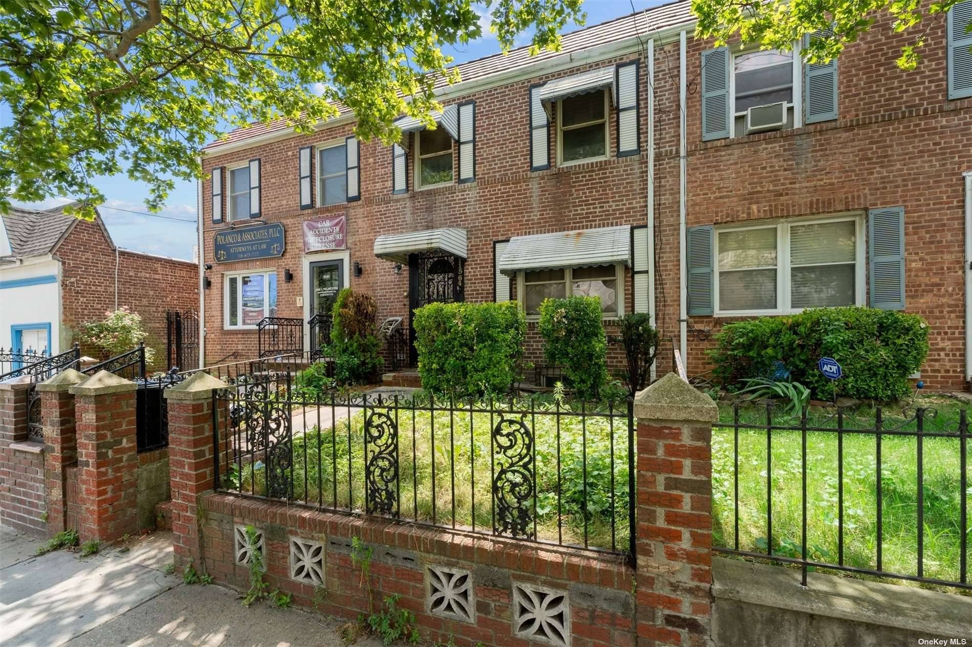 Welcome to 115 64 Francis Lewis Blvd, Cambria Heights, NY 11411 !