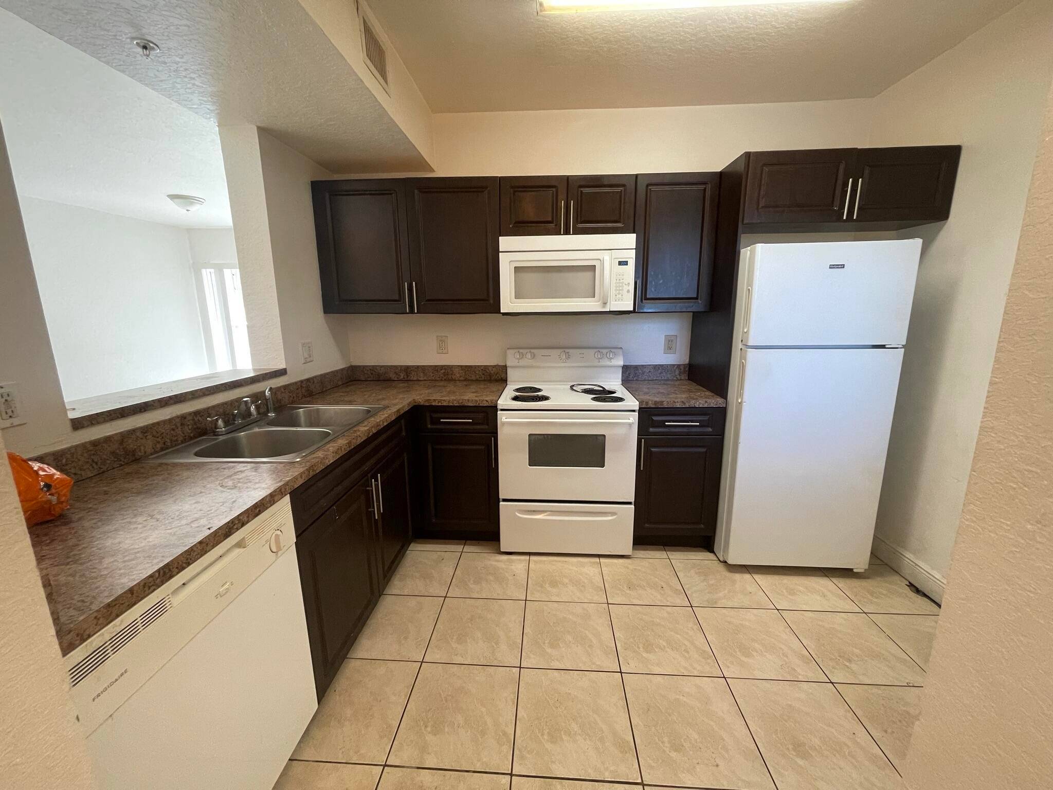Portfolio Sale seven condos with lake view in Belvedere Isle.