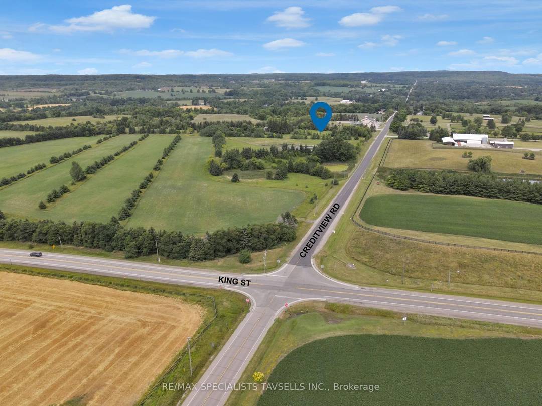 Located close to the much desirable Cheltenham Village, Caledon.