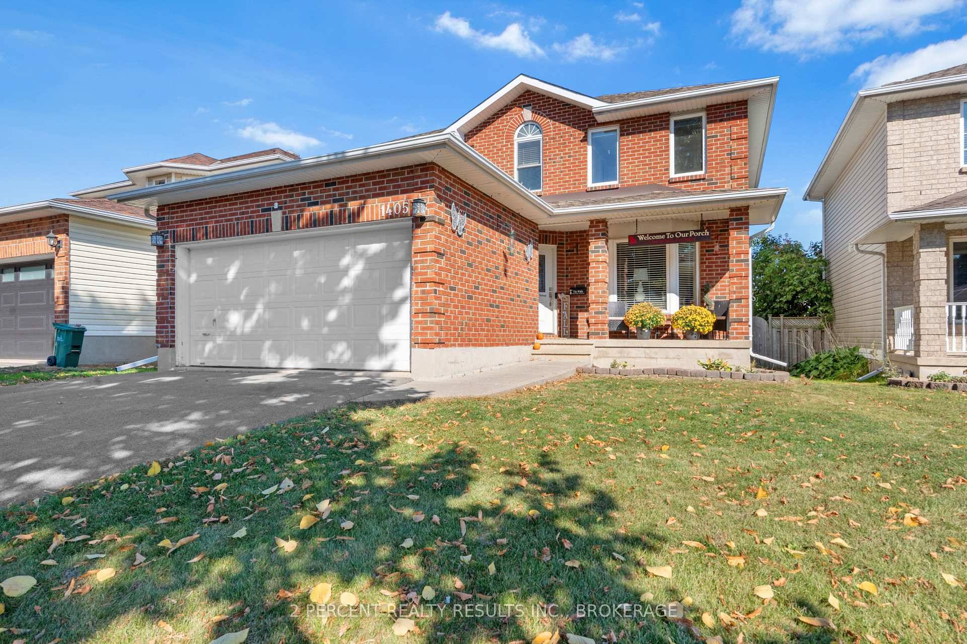 Welcome to 1405 Fisher Crescent !