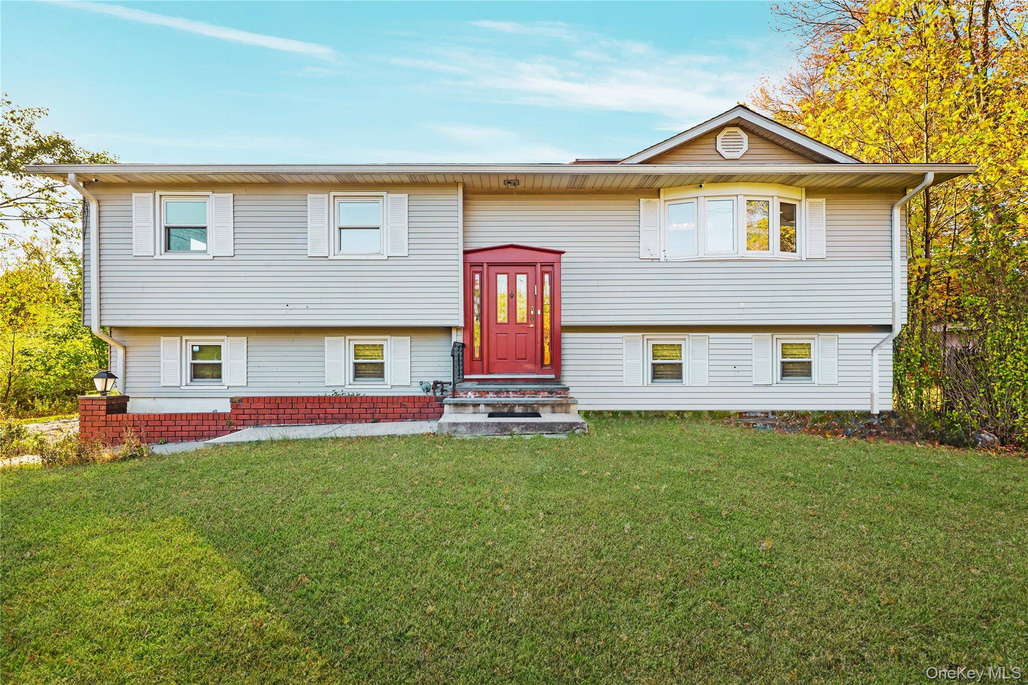 Welcome to 1 W Burda Place, New City a beautifully kept hi ranch home offering warmth, space, and comfort in a prime Rockland County location.