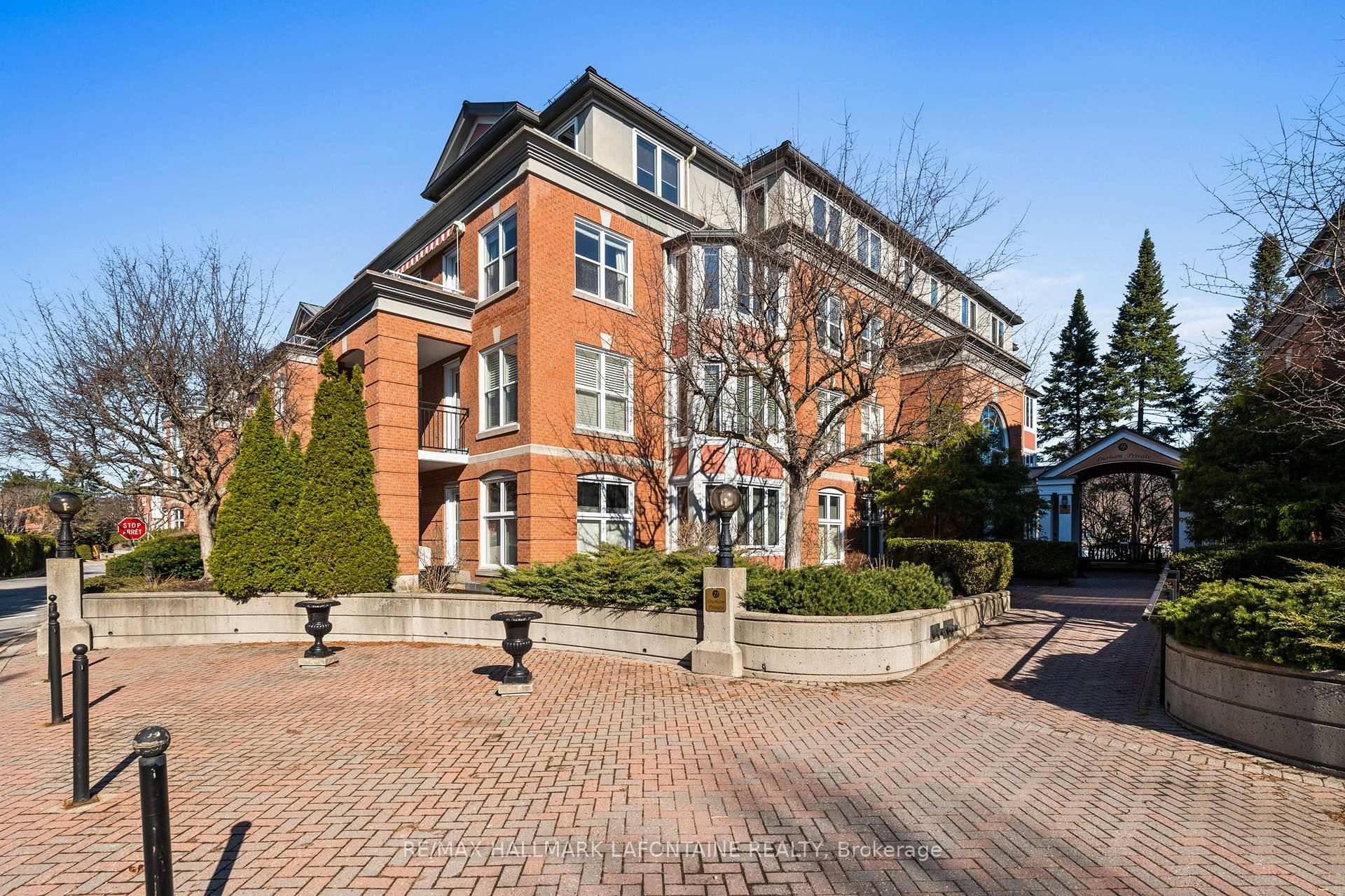 Discretely nestled in the heart of Lindenlea, lies the tranquil setting of Governor's Gate.