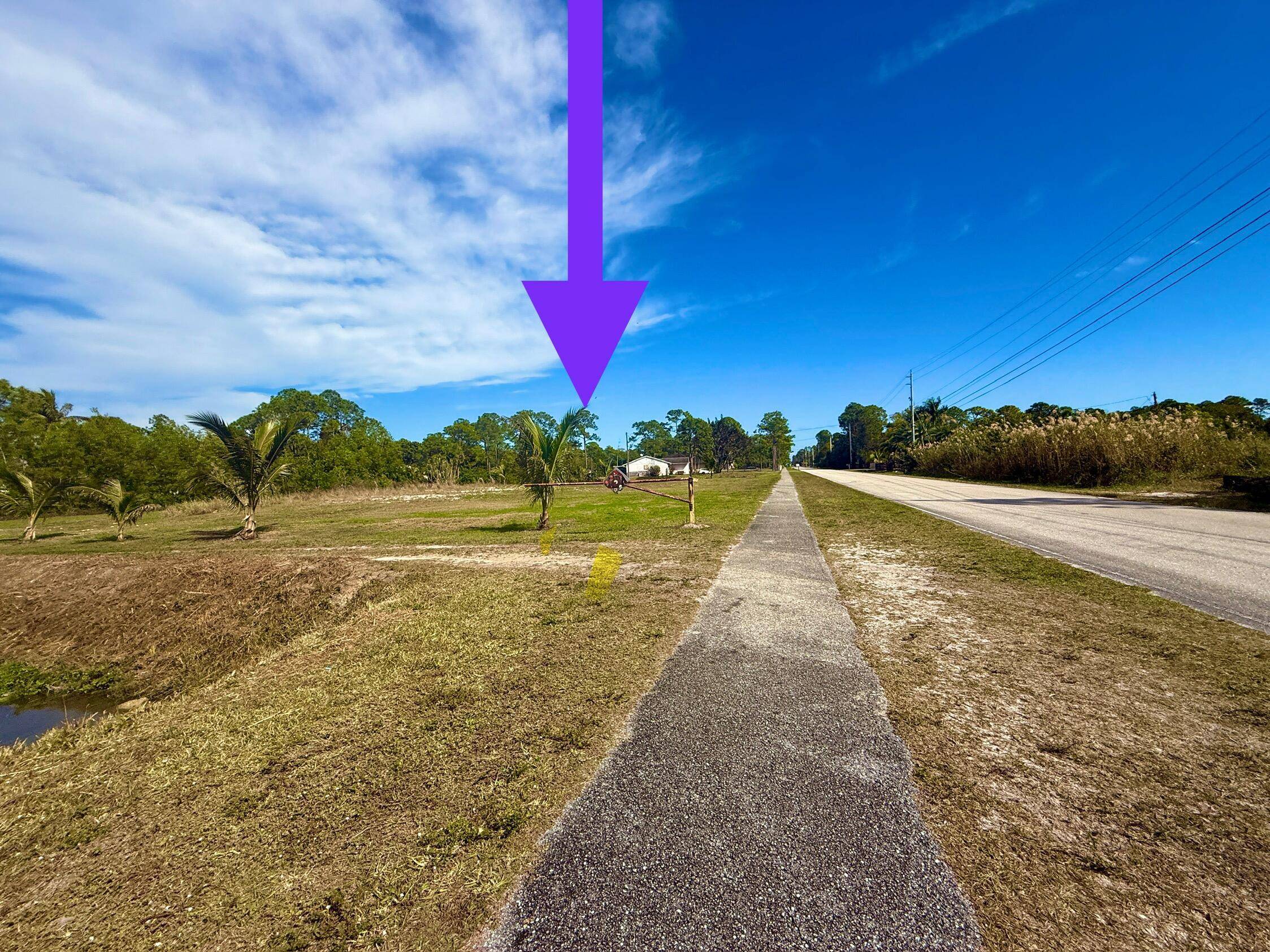 CORNER LOT ! ! PAVED ROAD !