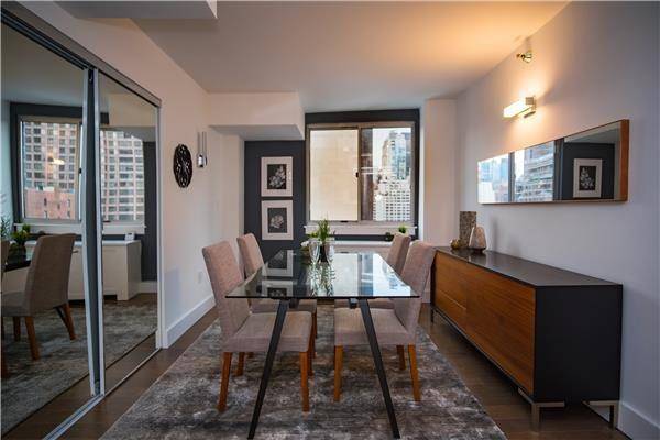 CONVERTIBLE 3 BRSponsor Unit No Board ApprovalImmediate Move in !