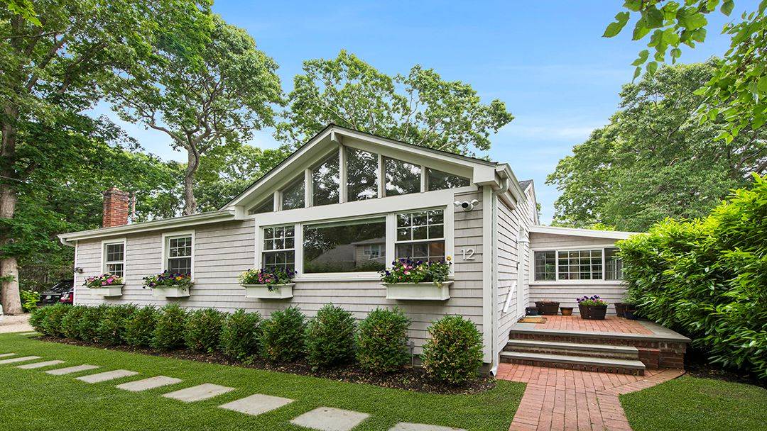 Pine Neck Gem in Sag Harbor