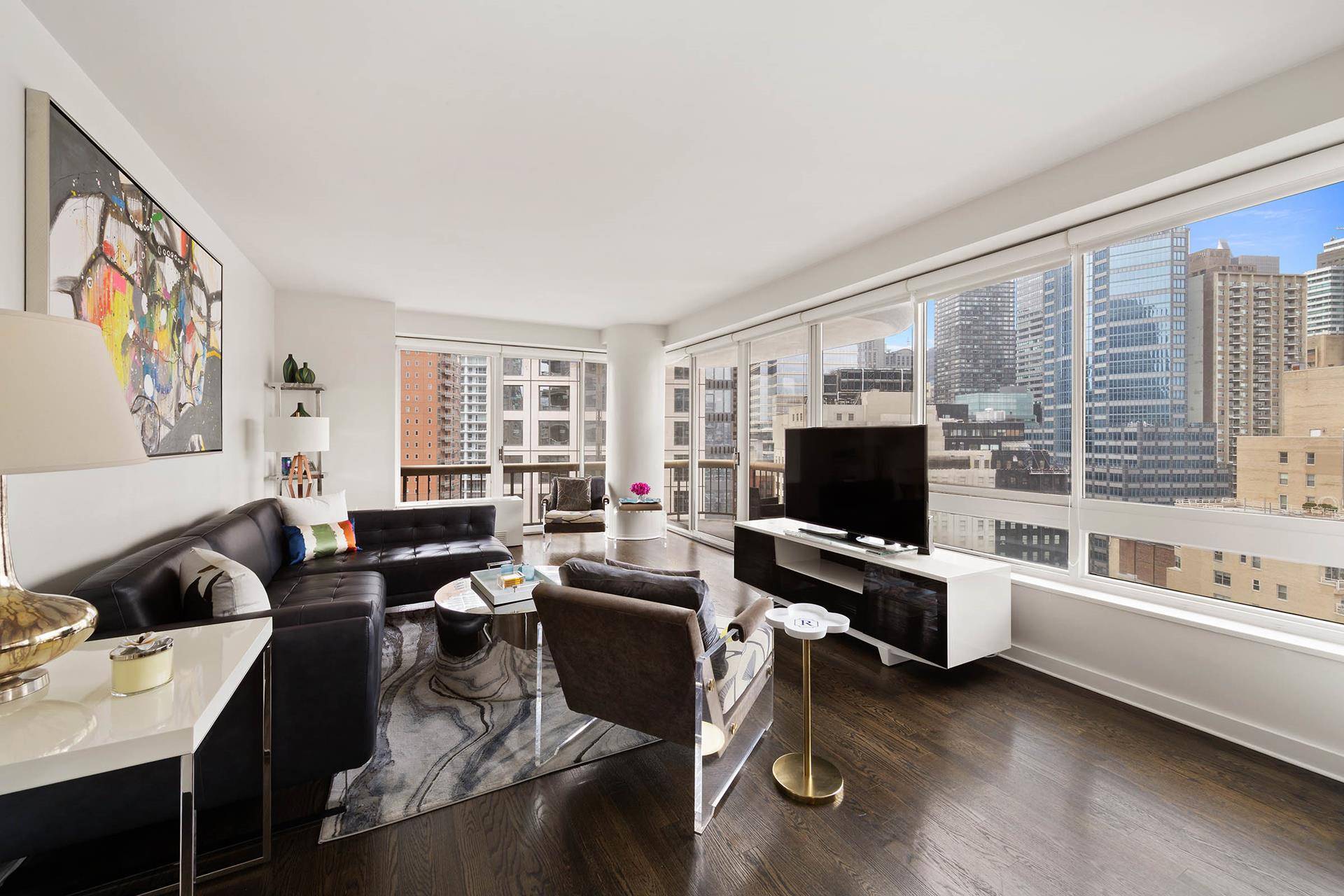 Sky High Sophistication with a Twist of Fun Welcome to your private perch in the clouds !