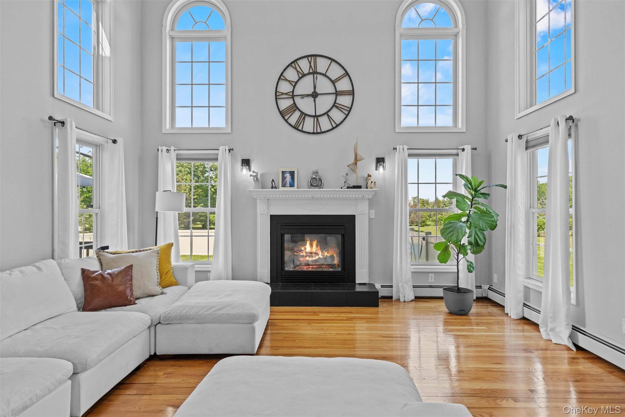 Luxury Living in Hamptonburgh.