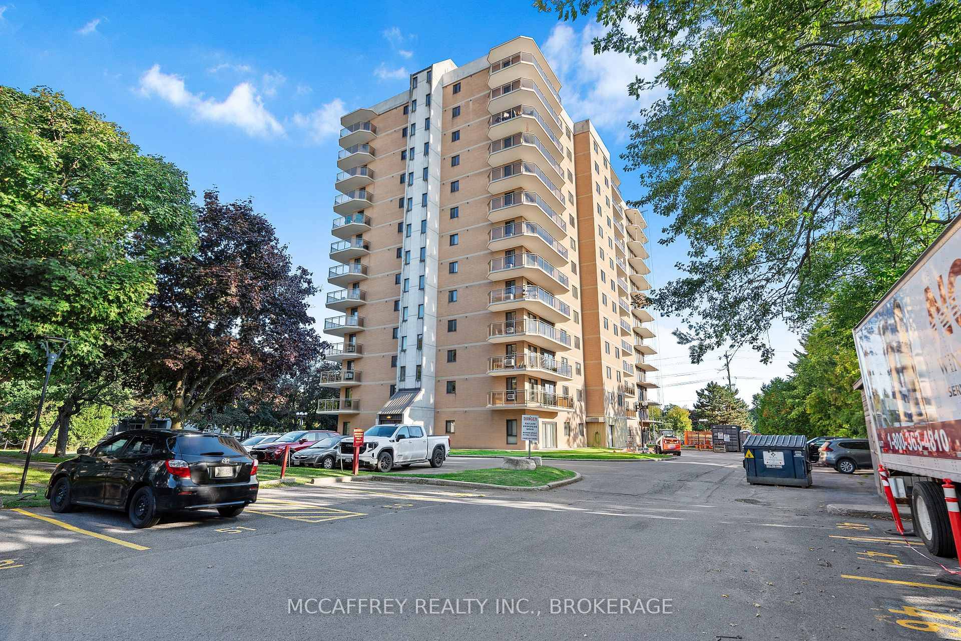 Beautifully nestled amidst the charming Champlain Towers, minutes away from downtown Kingston, is this spectacularly renovated 2 bedroom condo unit.