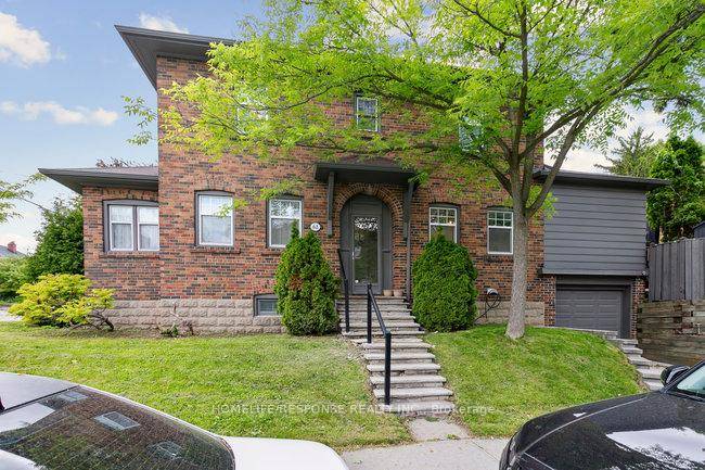 This home enjoys a prime position fronting the tranquil, tree lined UNSWORTH AVE and is nestled in the heart of one of Toronto's most desirable neighborhoods, 62 Lawrence Avenue West ...