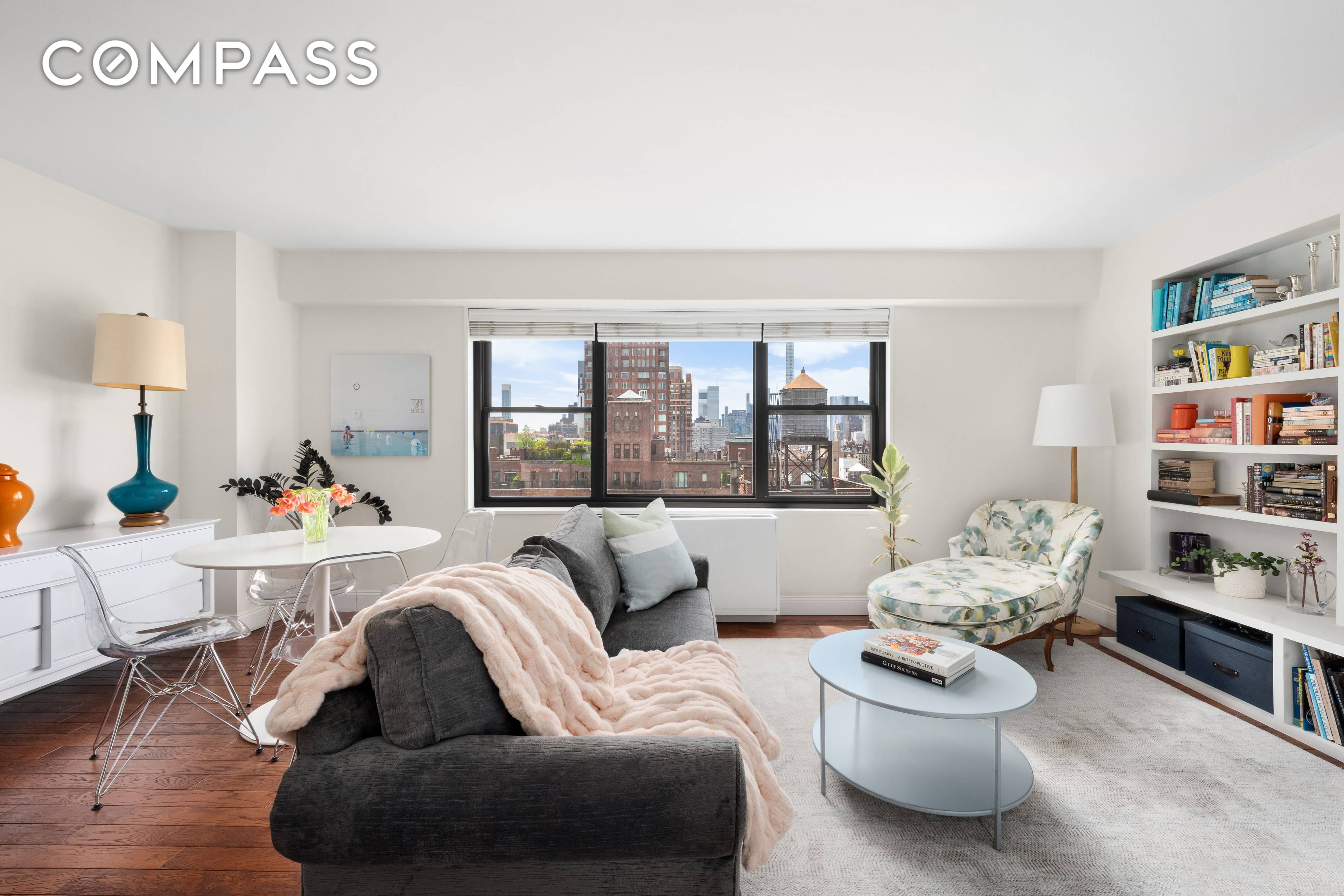 23rd Floor Corner 1BR with Iconic Skyline Views Breathtaking skyline views, all day sunlight, and a beautifully renovated interior make this high floor corner unit a rare find in the ...