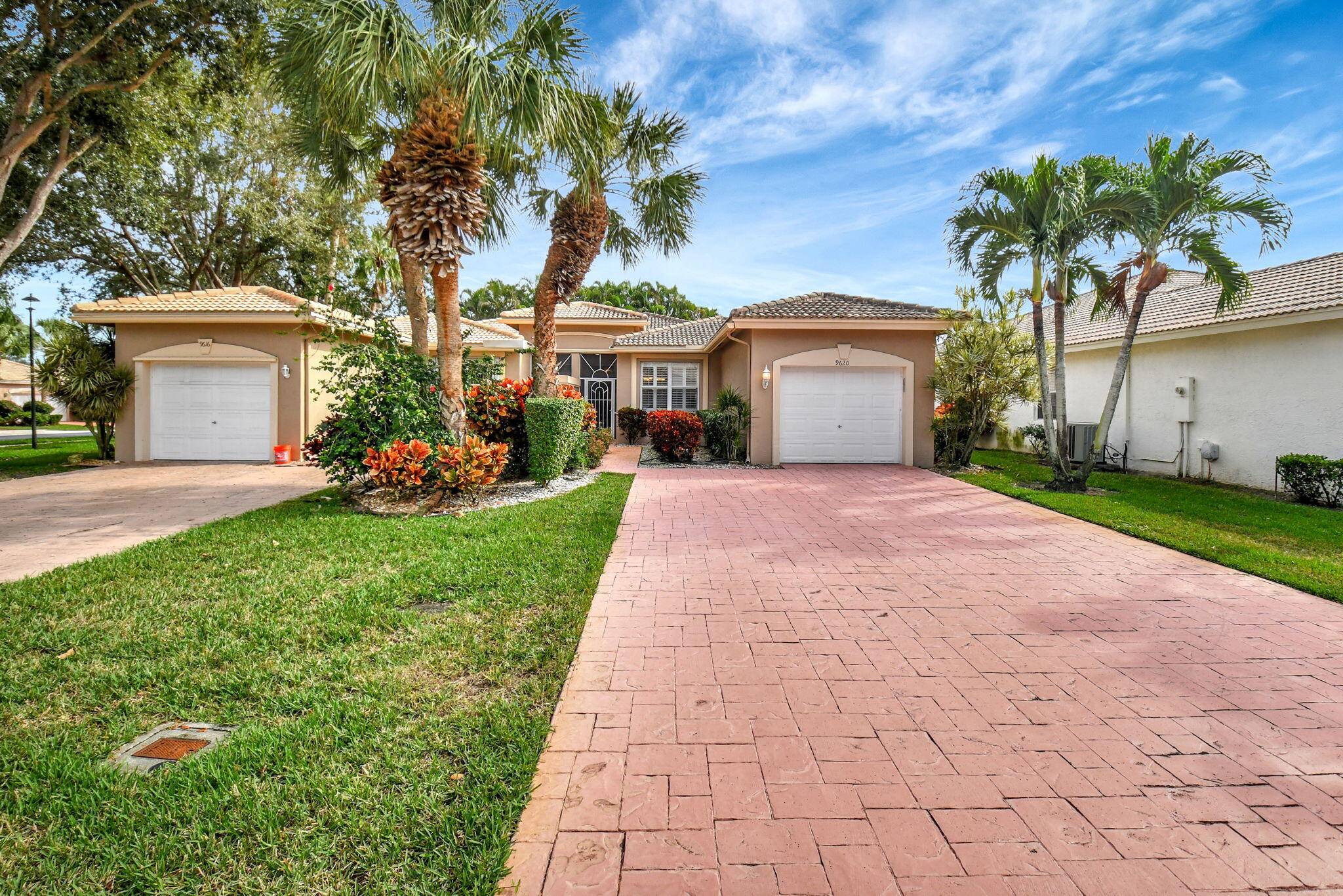 This beautifully maintained villa, located in the highly desirable, gated 55 community of Palm Isles, offers a spacious open floor plan with 3 bedrooms, 2 bathrooms, and a 1 car ...