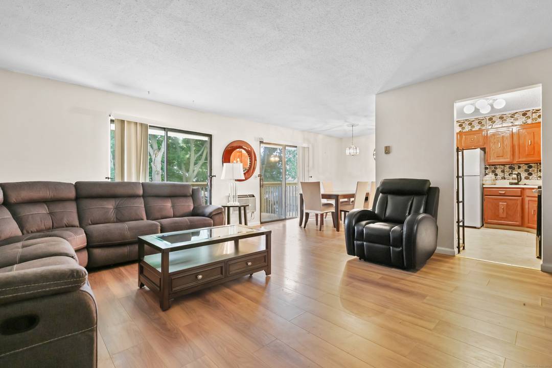 Welcome to this bright and airy third floor condo in a prime South Norwalk location featuring two bedrooms, a walk in closet, one bathroom and an inviting open concept living ...