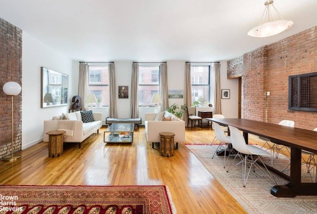 READE THIS ! This spacious, 2, 200 sq foot 4 bedroom, 3 full bath apartment on a PRIME TriBeCa block is a rare availability at this price.