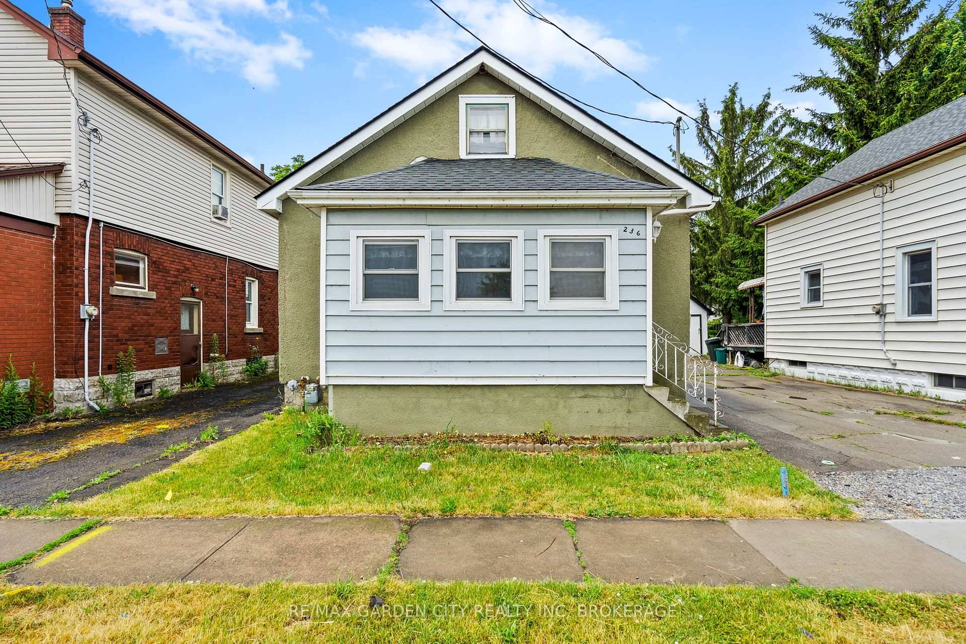 Calling all First Time Buyers and Handy People !
