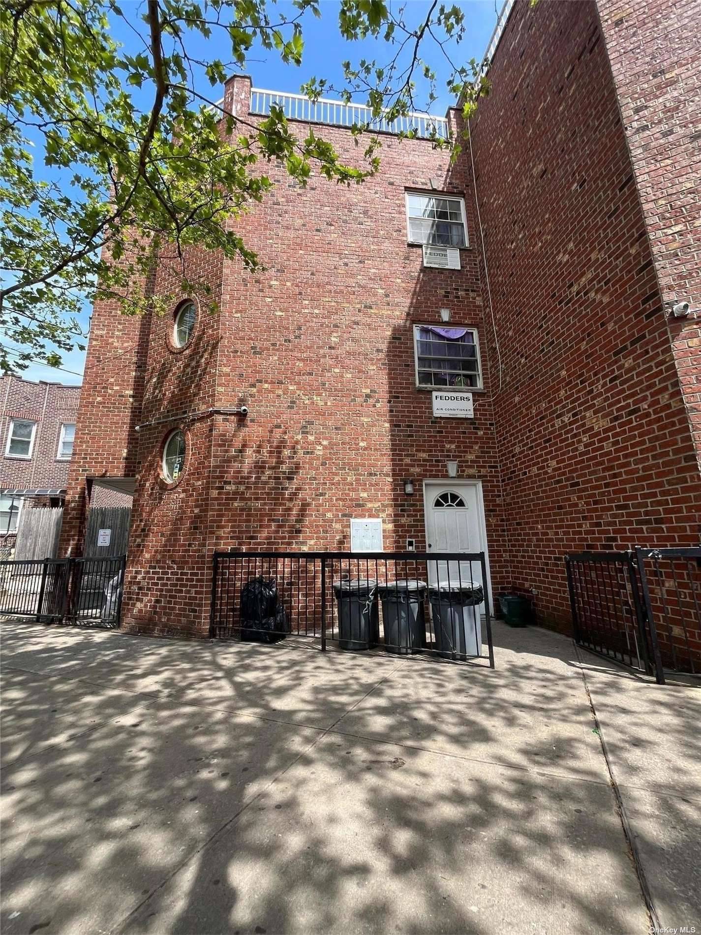 Welcome to an exceptional investment opportunity in the heart of Corona.