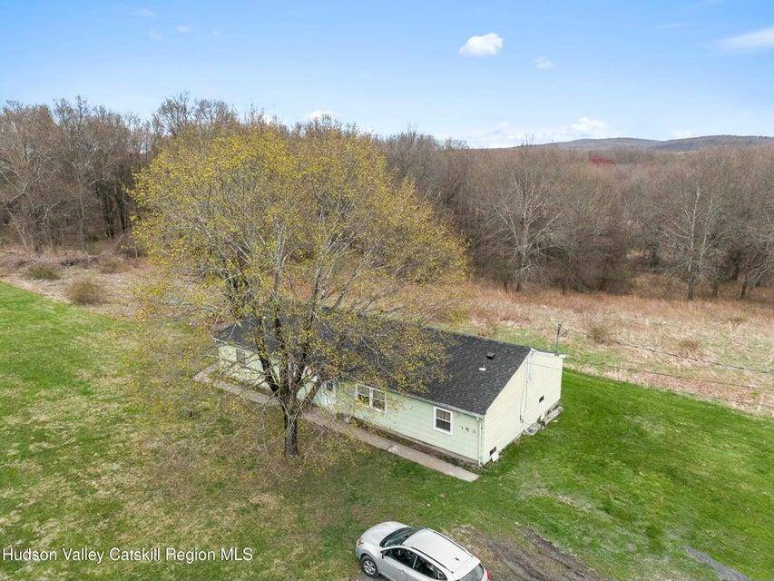 Rare Investment Opportunity in New Paltz Turnkey 3 1800 square Family Property !