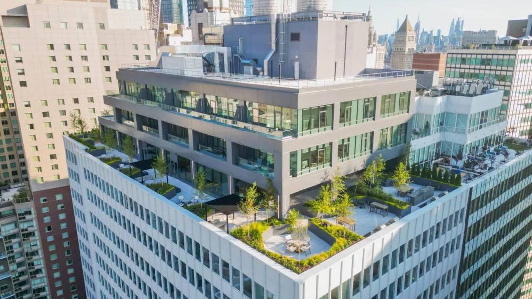 Welcome to Pearl House Seaports Signature Rental Destination.