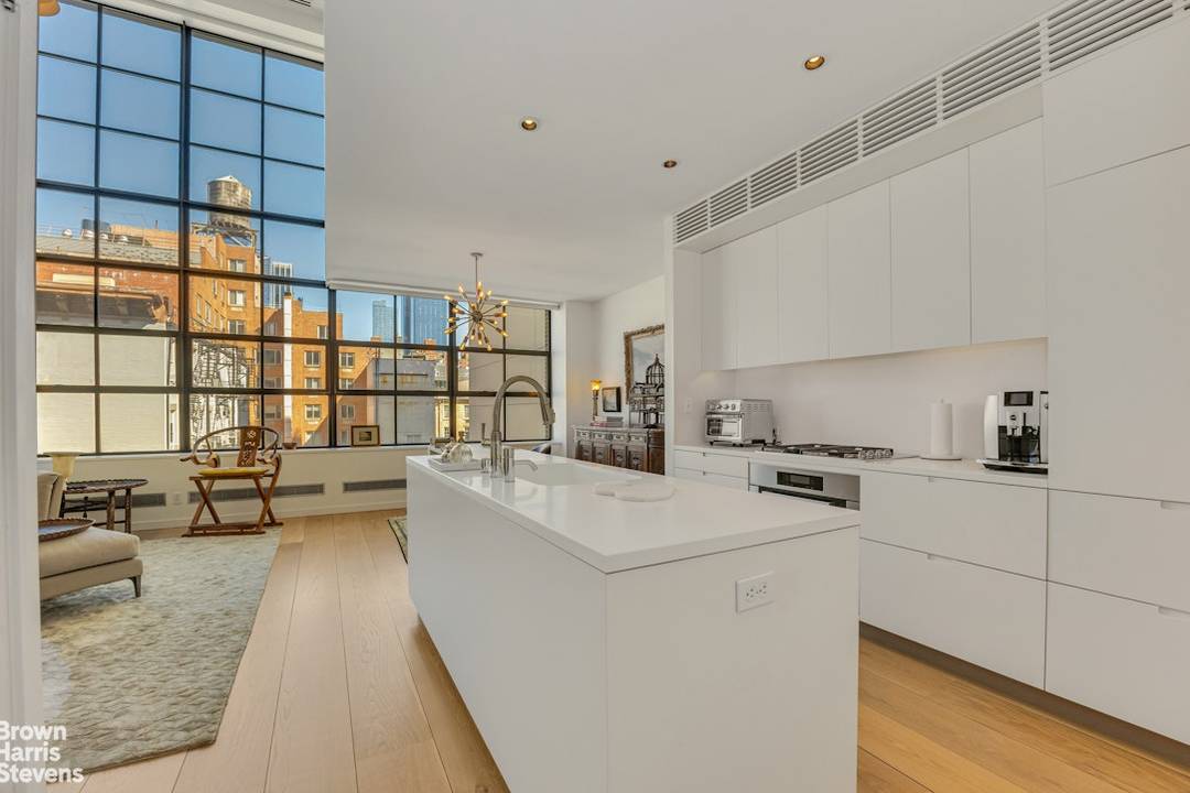 Architect Designed Duplex Loft by renowned Cary Tamarkin, Volume, Light, Soaring 20 FT Ceilings in West Chelsea, High line.