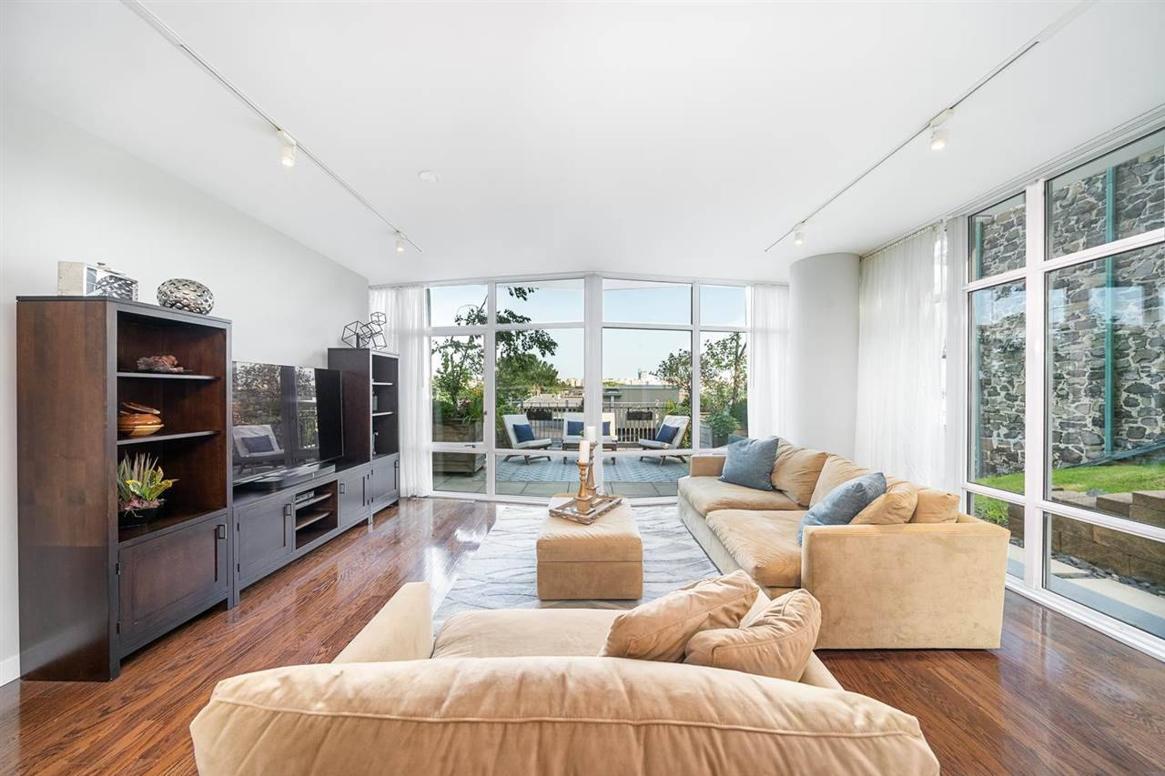 100 THOMPSON LANE Condo New Jersey
