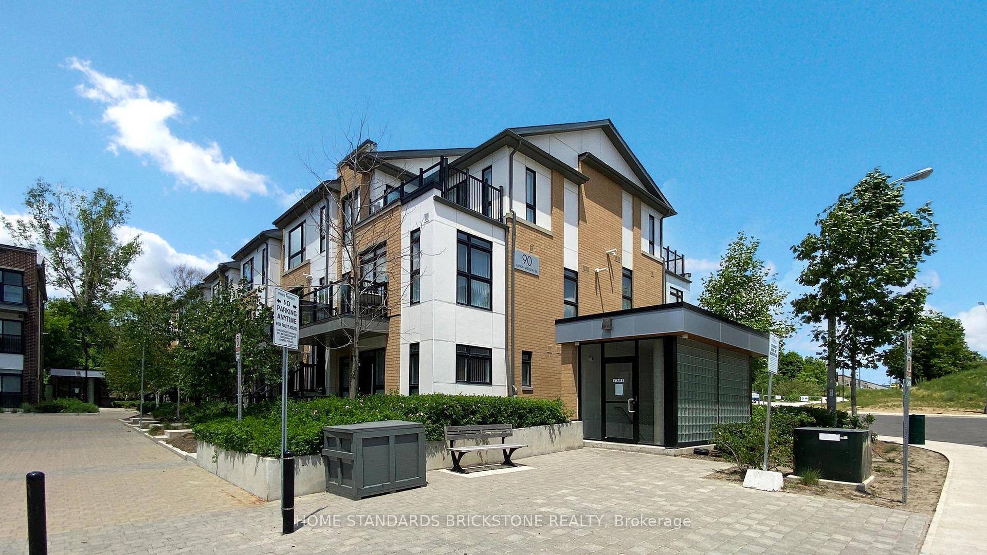 Stacked Style 3 Bedroom Townhouse with 3 baths !