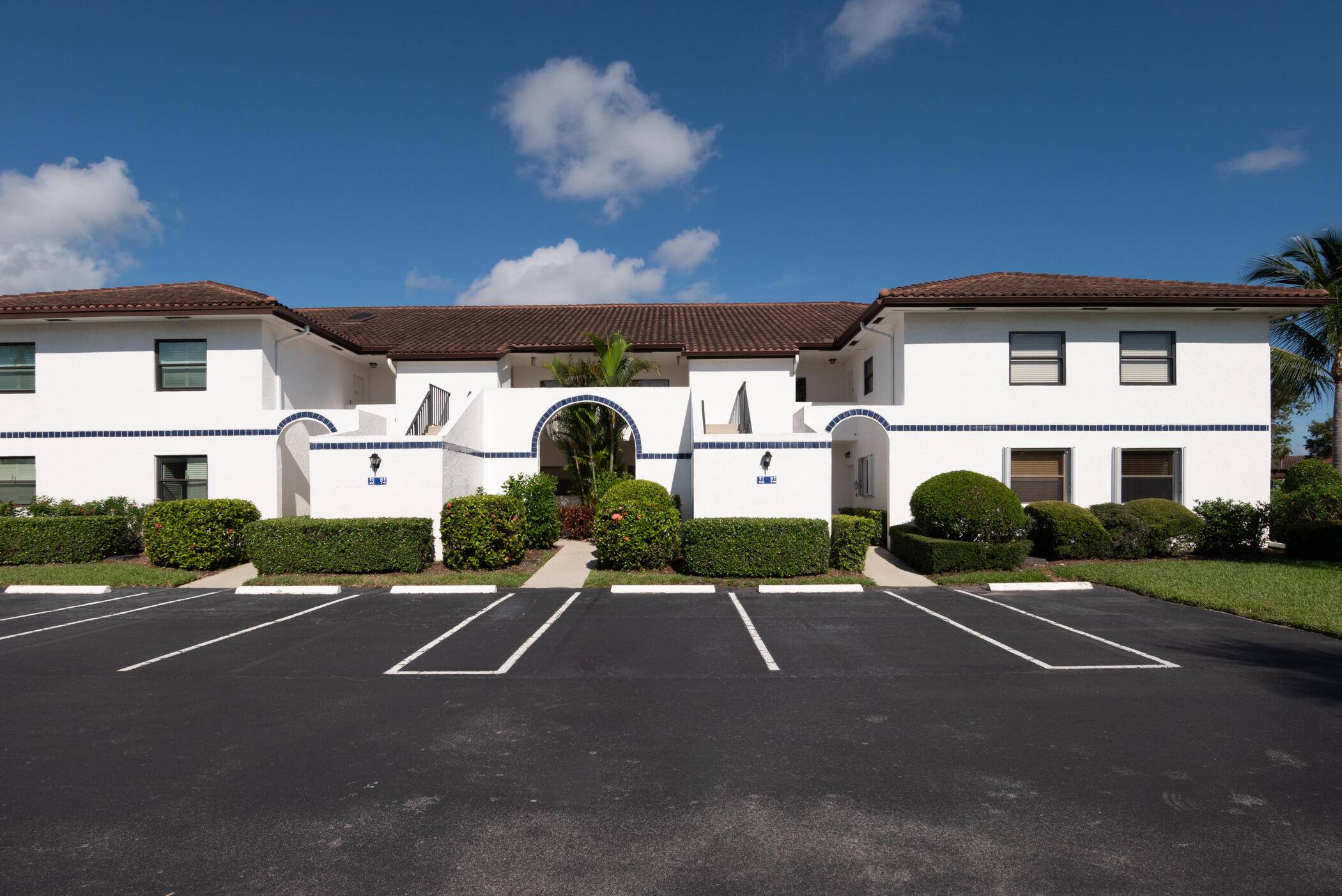 Just listed, Hanson's Landing 2 2 renovated Condo with new Luxury Vinyl flooring and 2 updated Bathrooms and newer kitchen cabinets.