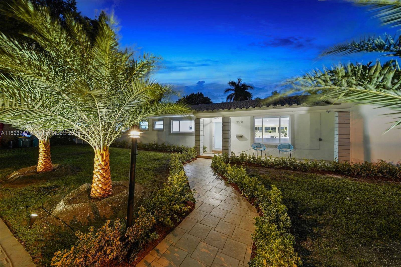 MUST SEE ! If you're looking for one of the largest Biscayne Park 4 bedroom pool homes available, check this out Bitcoin accepted !