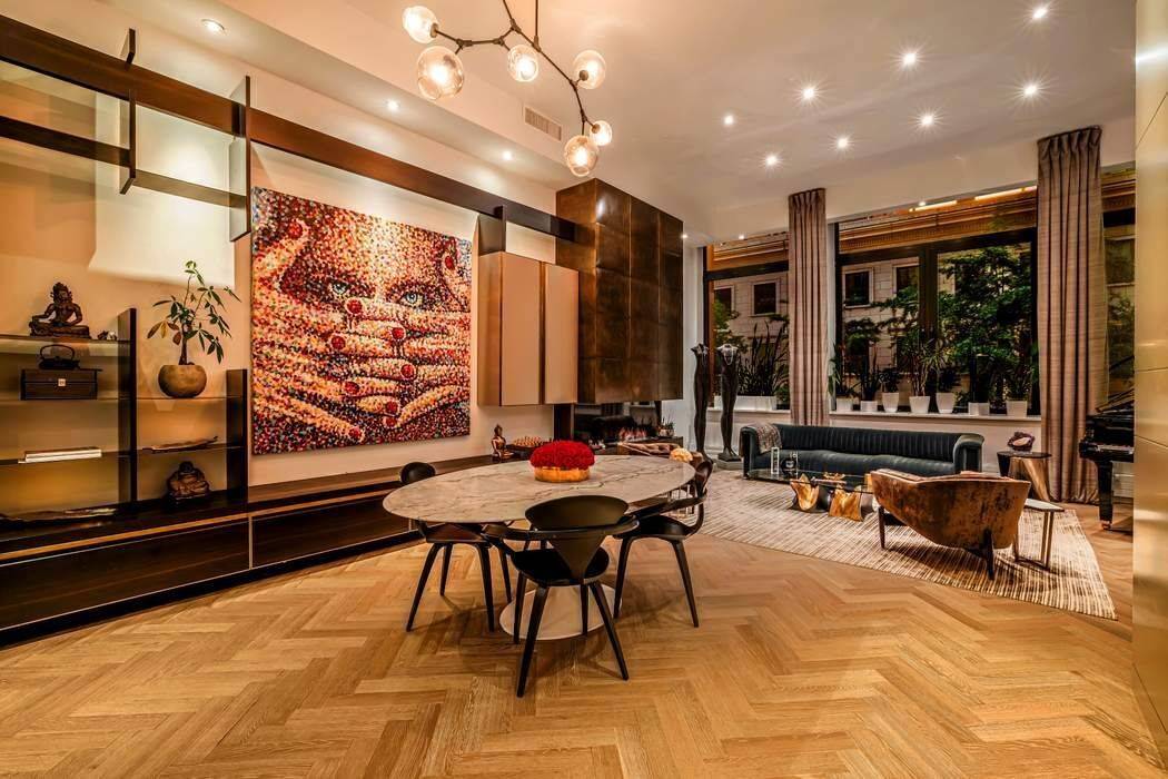 ALL VIEWINGS INCLUDING OPEN HOUSES ARE BY APPOINTMENT ONLY A FLATIRON MASTERPIECE EXQUISITELY RENOVATED FULL FLOOR LOFT CLOCKTOWER VIEWS I LOW MONTHLIES PRIME LOCATION A seamless blend of artistry, design, ...