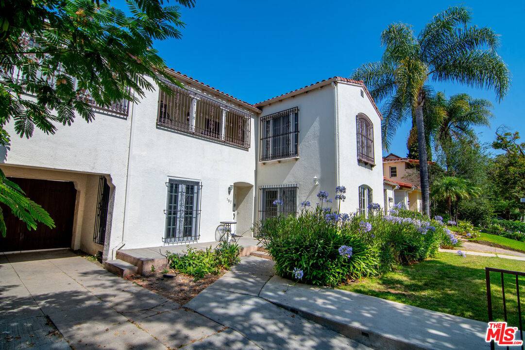 157 S Mansfield Ave 4BR Hancock Park La