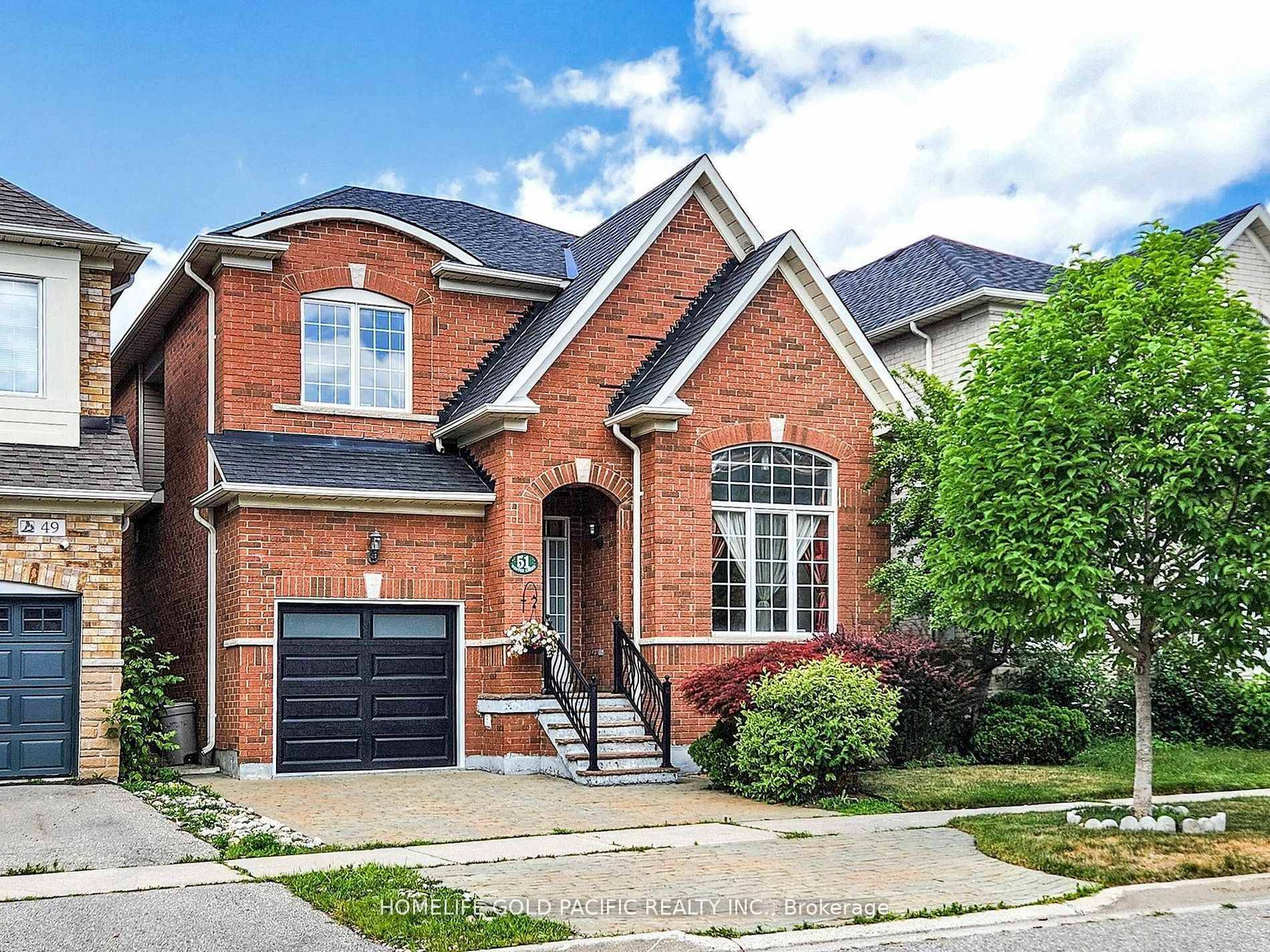 Amazing 4 Bedroom Detached Home By Field gate On A Quiet Kids Friendly Crescent In The Peaceful Victoria Manor Community.