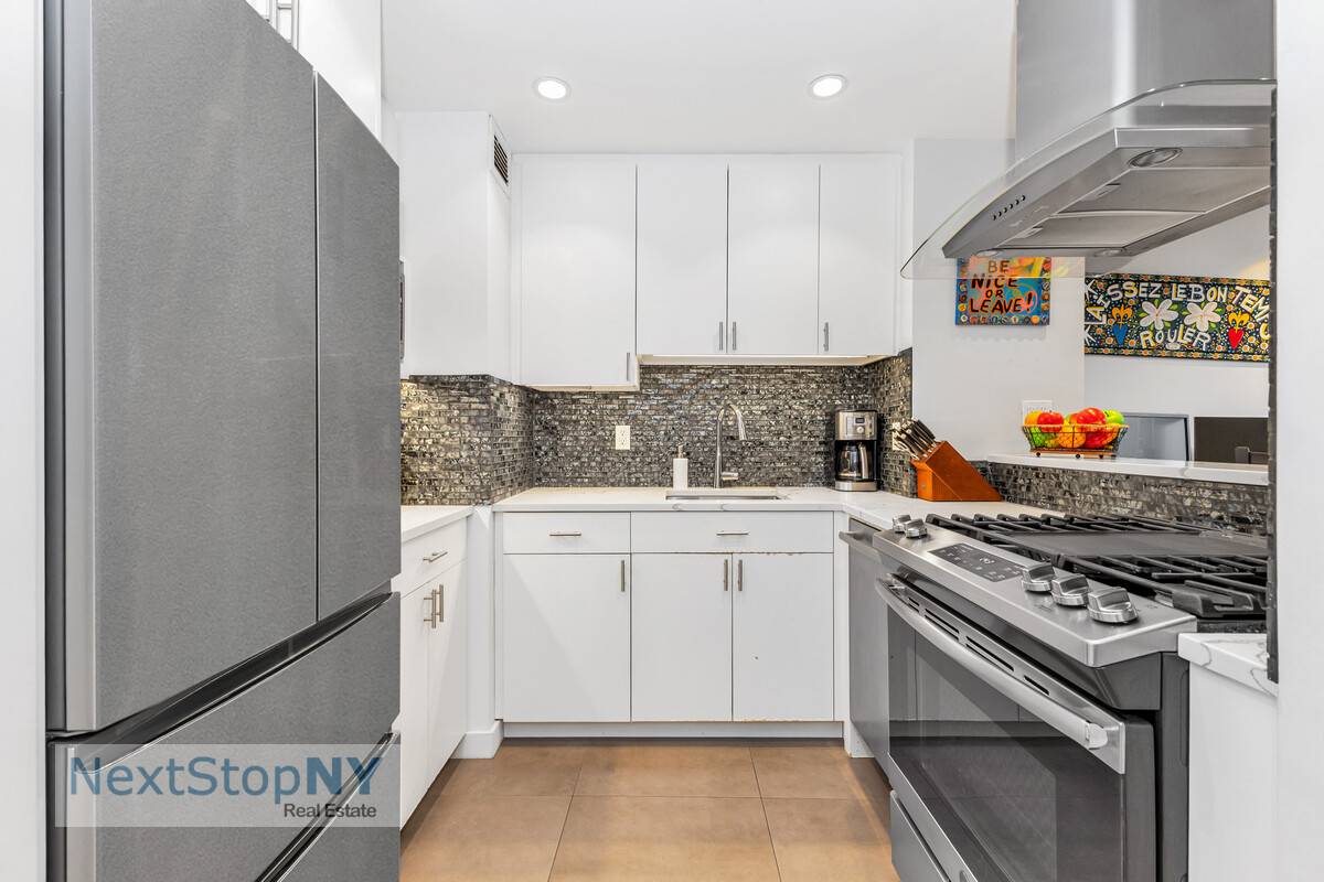 Welcome to this fully renovated one bedroom home in The Brevard, located on a high floor with eastern exposure that brings in abundant natural light and open city views.