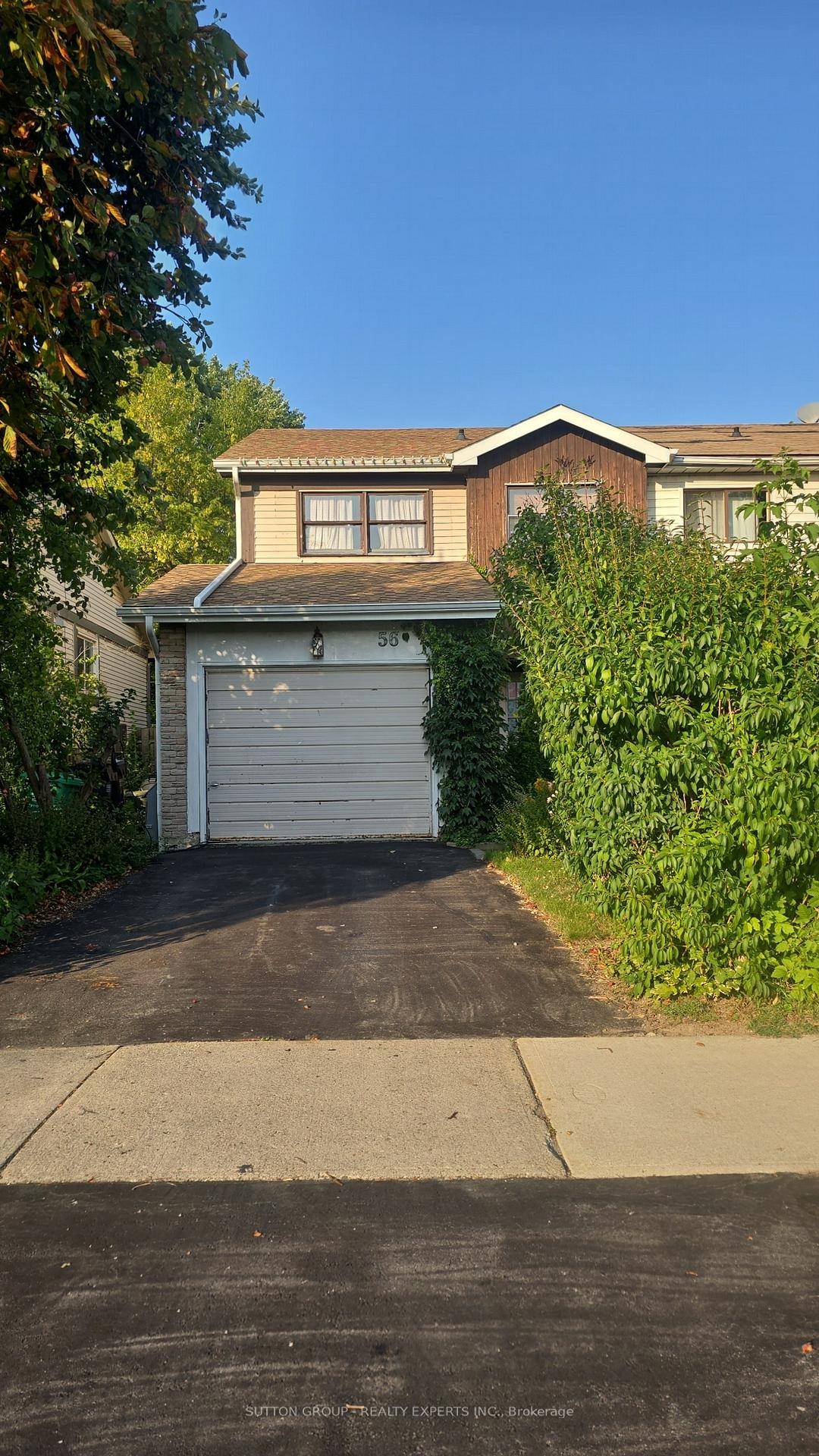 Welcome 4 Bedroom, Semi detached home in great community of Madoc.