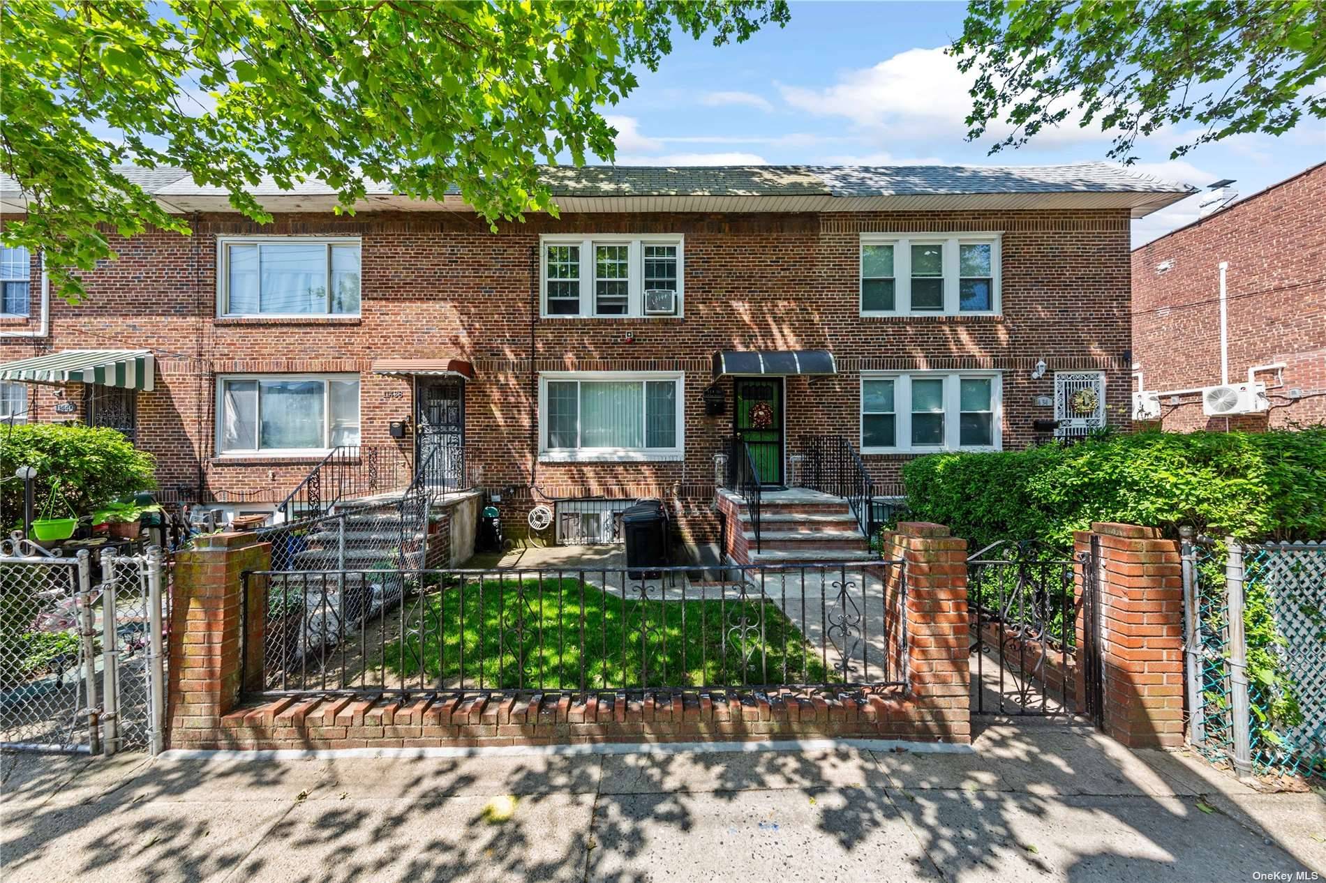 Charming Single Family Home This beautiful single family residence offers an inviting and spacious layout perfect for comfortable living.