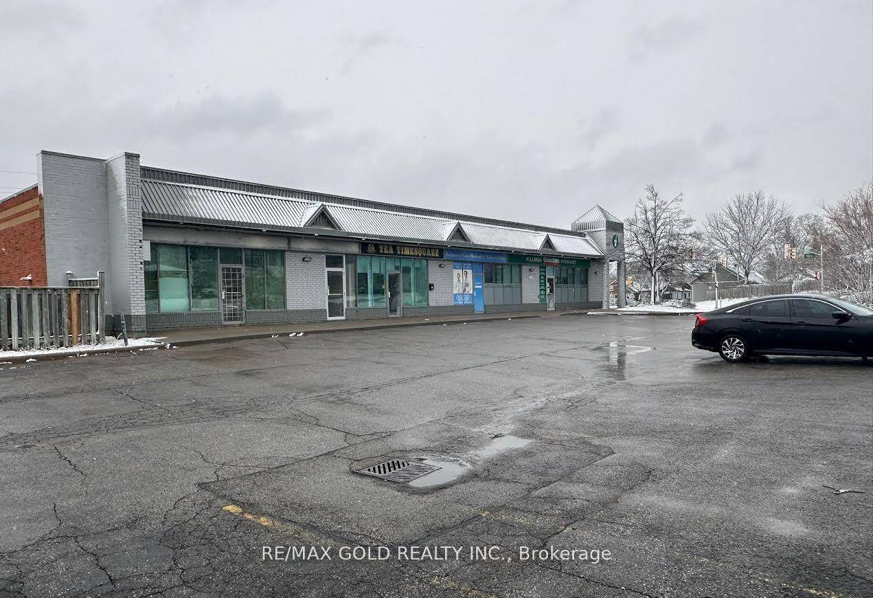 Unbelievable Price 35 Sq feet including TMI.