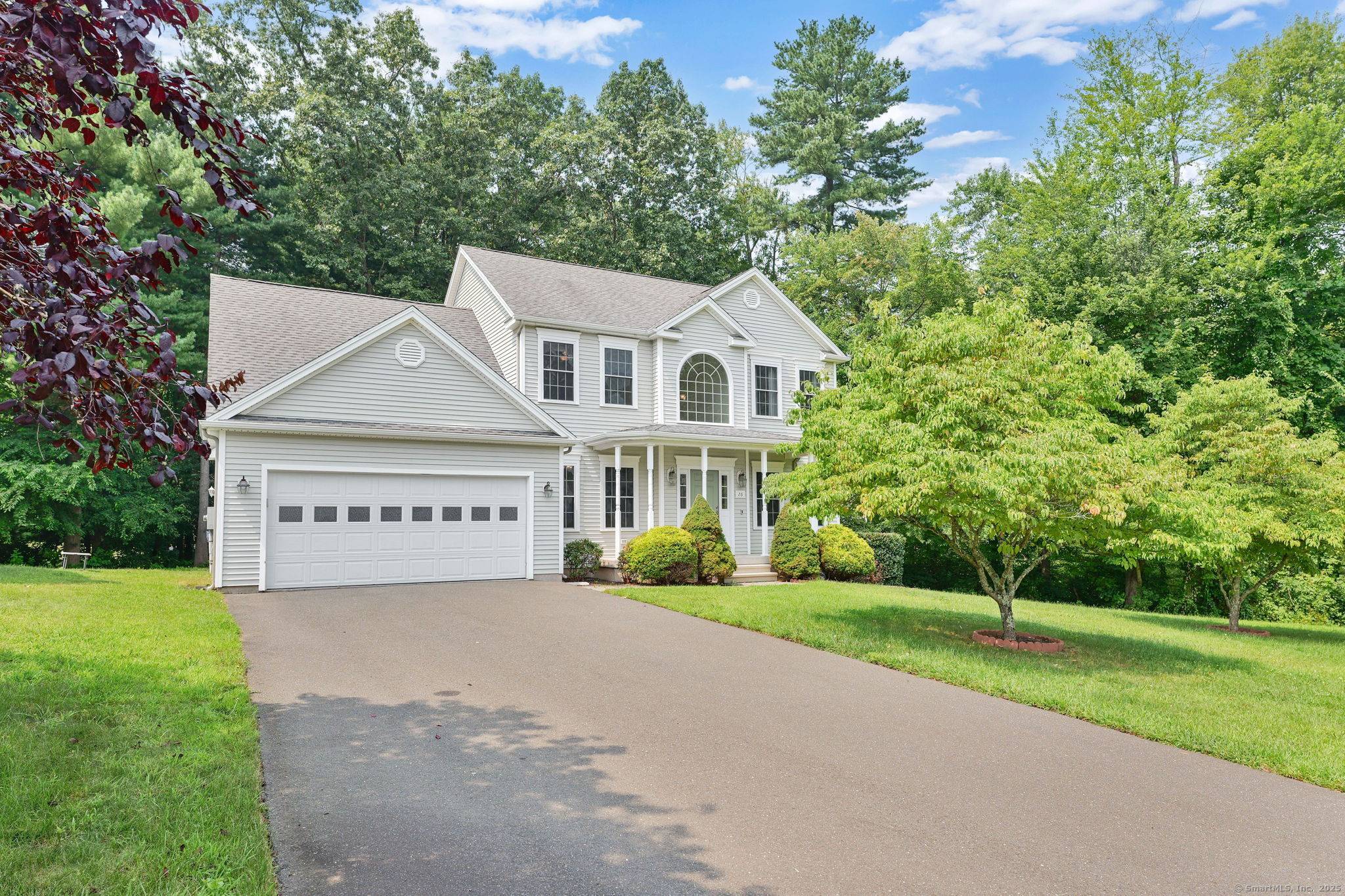 Back on market, buyer got cold feet during inspection ; their loss is your gain !