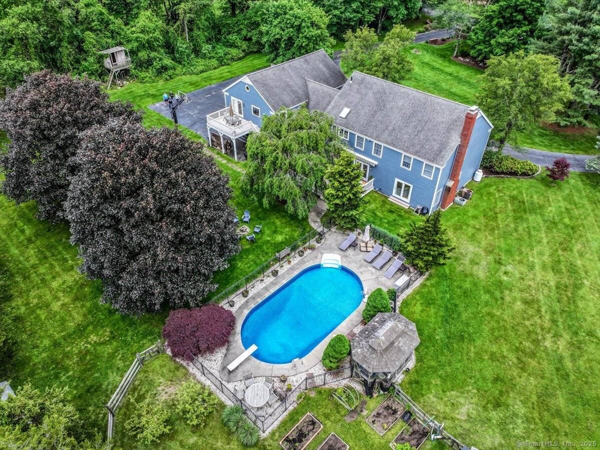 Welcome to 108 Northwood Drive in Lower Easton.