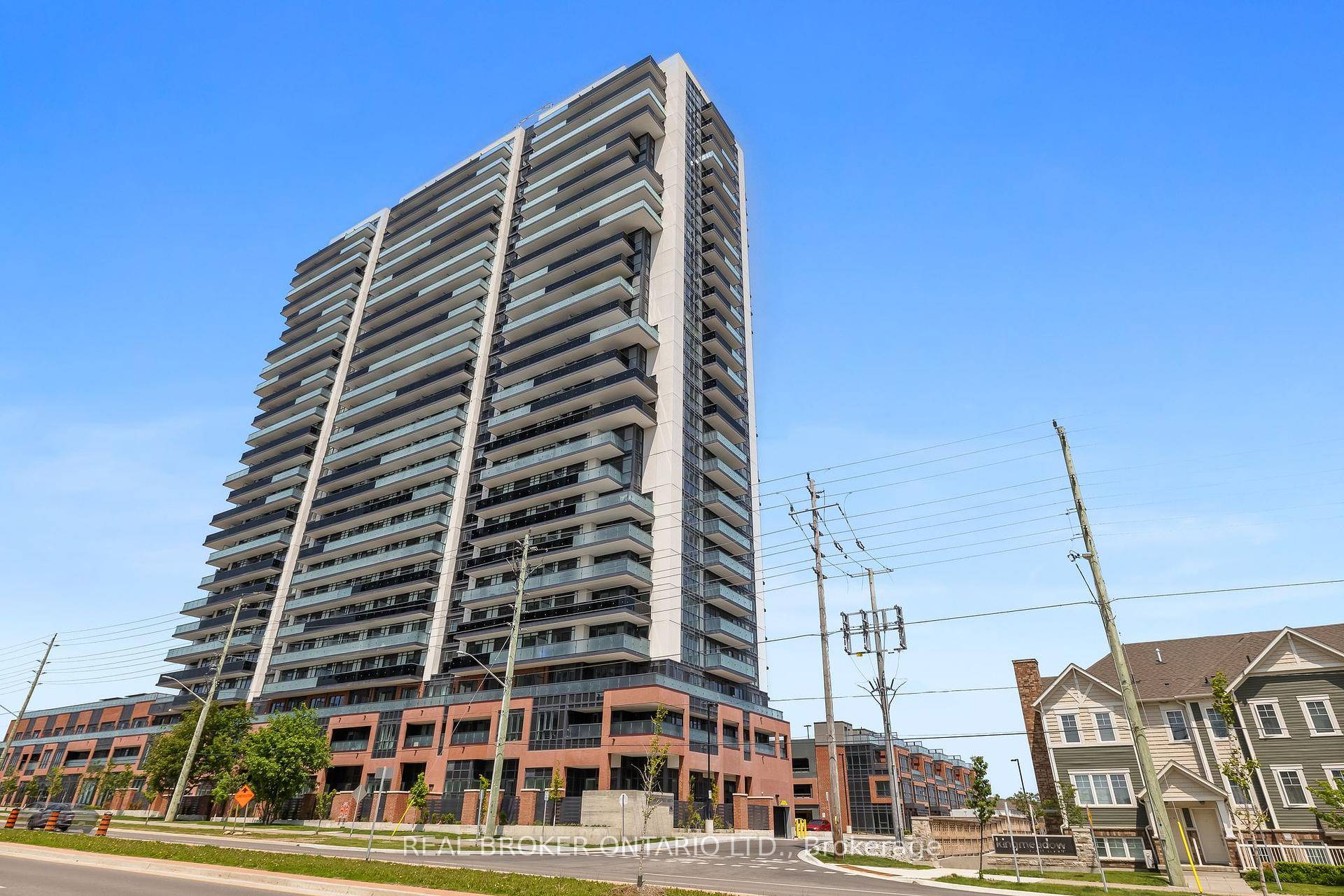Welcome to the heart of North Oshawa's most sought after community Windfields !