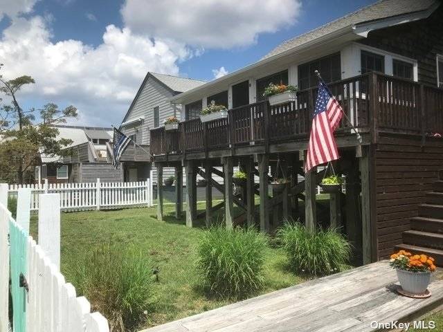 Immaculate two bedroom cottage centrally located.
