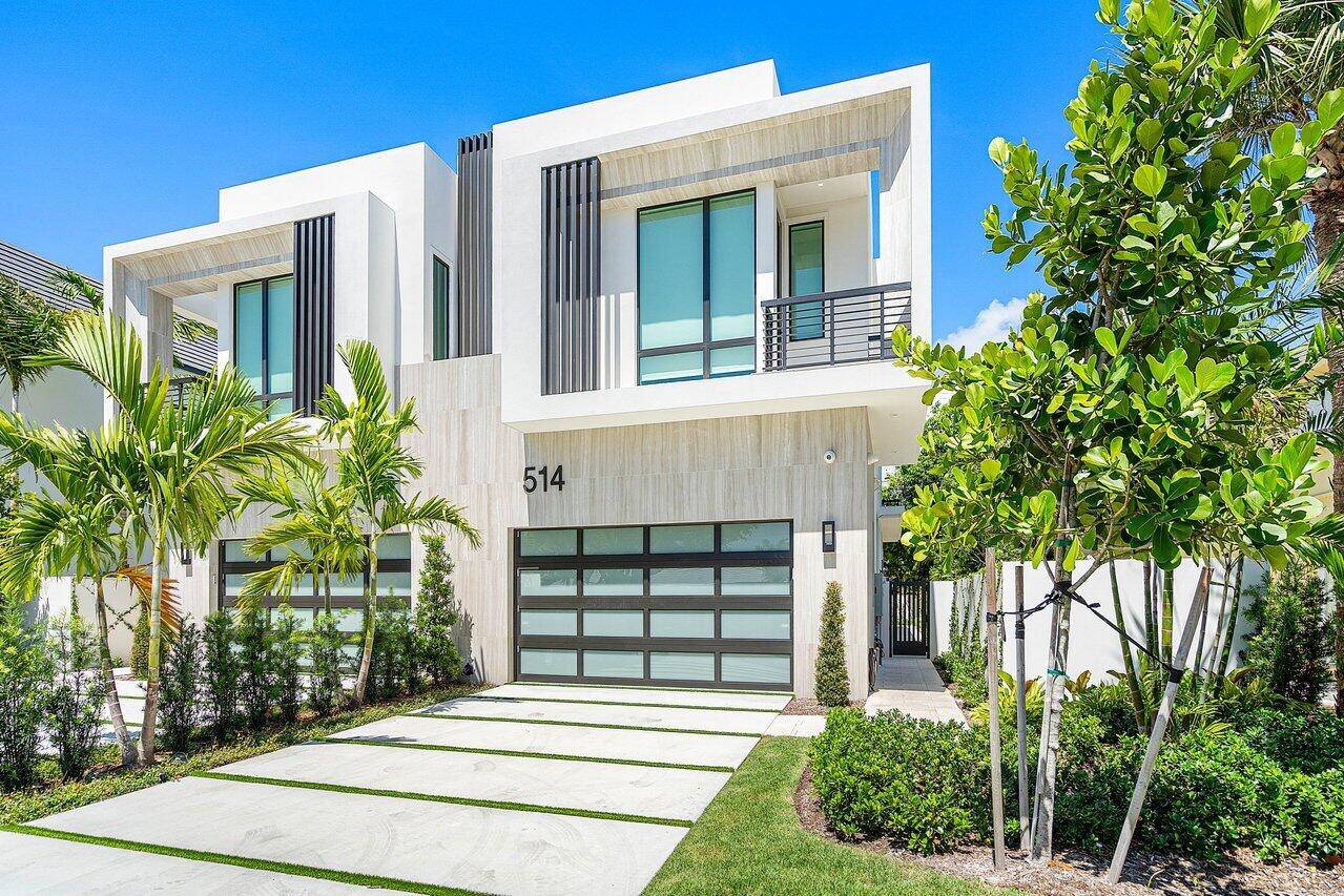 Experience the pinnacle of modern luxury in this brand new never before lived in lavishly furnished 2 story townhome in the coastal town of Delray Beach.