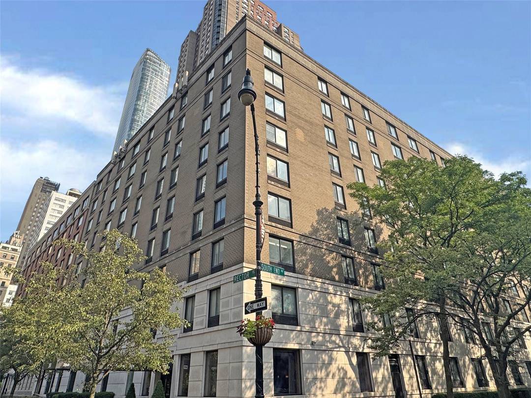 Welcome to your new home at 280 Rector Place, 1G, a charming studio apartment in the heart of Battery Park City.