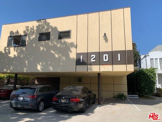 1201  S Sherbourne Dr 3.0 Beverlywood LA