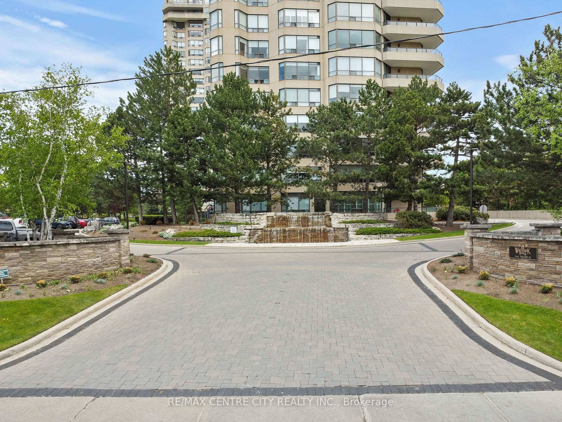 Welcome to Waterpark Place, a highly desirable condo community located in the heart of uptown Waterloo.