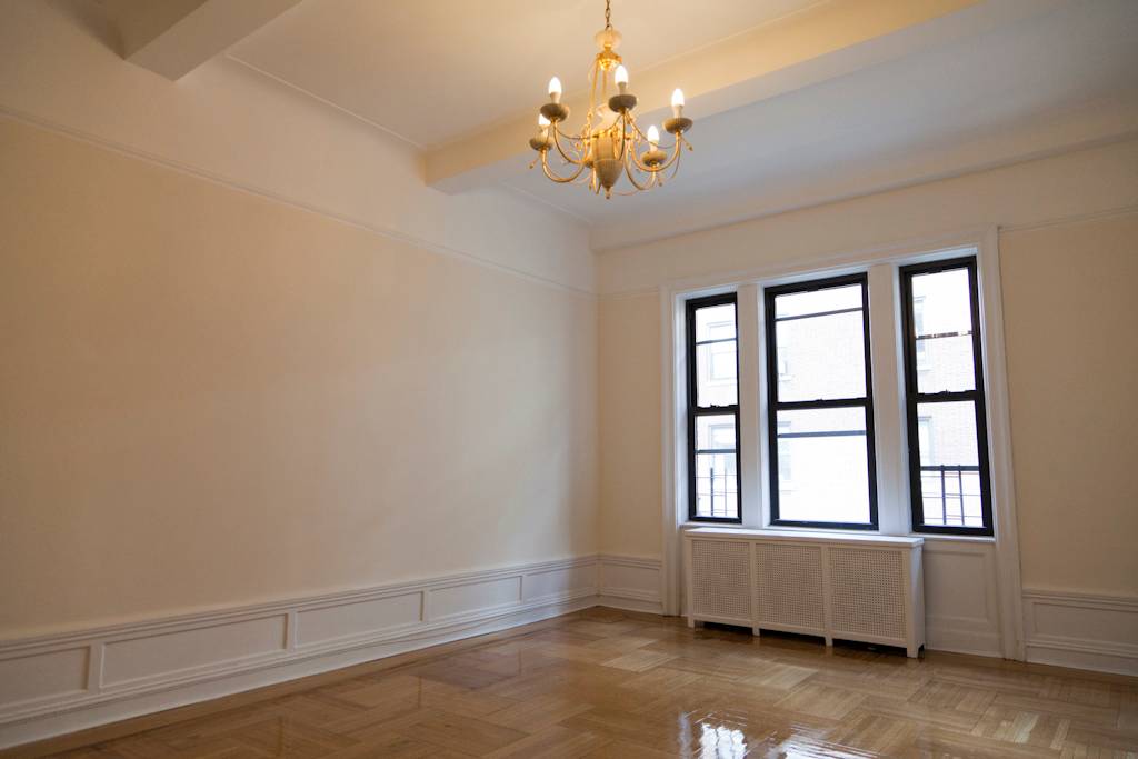 Upper West Side 4 Bedroom 2 Bathroom with washer and dryerBOND New York Properties is a licensed real estate broker that proudly supports equal housing opportunity.